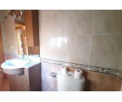 Dúplex con cuatro dormitorios y grandes dimensiones en Puerto lumbreras