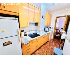 Piso de 3 dormitorios, plaza de garaje y 2 trasteros en zona de La Huerta
