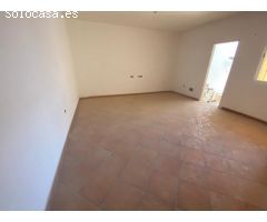 Dúplex de cinco dormitorios con amplia terraza en Puerto Lumbreras, sin estrenar