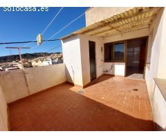 Casa con cuatro dormitorios en Puerto Lumbreras