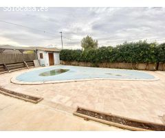 Chalet con tres dormitorios próximo a Lorca