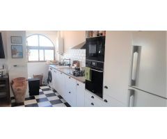 EXCLUSIVO ATICO CON 100M2 DE TERRAZA Y VISTAS AL PUERTO DE AGUILAS