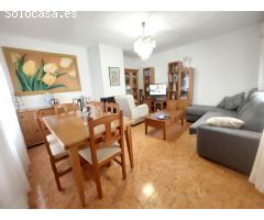 Dúplex con seis dormitorios y garaje, en Puerto Lumbreras