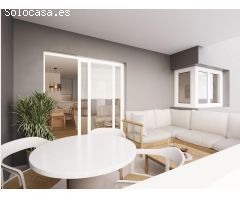 Ático de 3 dormitorios con amplia terraza en residencial con piscina. Segunda linea de Las Delicias
