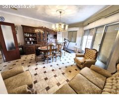 Casa con cinco dormitorios en San José