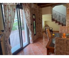 Singular vivienda en Villanueva del rio segura.
