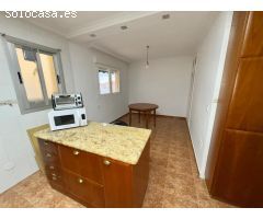 Piso con dos dormitorios en Alameda de Cervantes