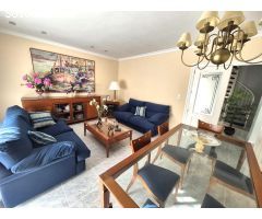 Casa con tres dormitorios y garaje en Barrio de Apolonia de grandes dimensiones