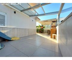 Planta baja de 3 dormitorios con jardín en Los Collados