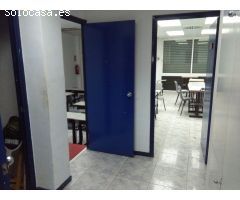 Local Comercial en Venta en Esplugues de Llobregat, Barcelona