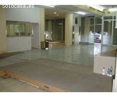 Local Comercial en Alquiler en Cornella de Llobregat, Barcelona