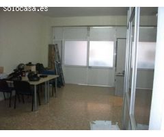 Local Comercial en Venta en Cornella de Llobregat, Barcelona