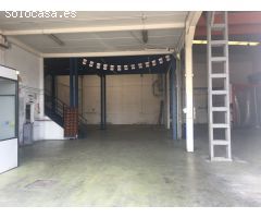 Nave Industrial en Venta en Cornella de Llobregat, Barcelona