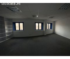 Oficina-Despacho en Alquiler en Cornella de Llobregat, Barcelona