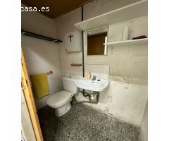 Local Comercial en Alquiler en Cornella de Llobregat, Barcelona