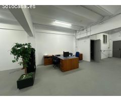Local en Alquiler en Esplugues de Llobregat, Barcelona