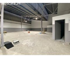 Nave Industrial en Alquiler en Cornella de Llobregat, Barcelona