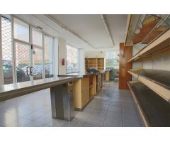 local comercial con gran escaparate 
