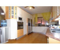 Villa de Lujo en Venta en Villaviciosa de Odón, Madrid