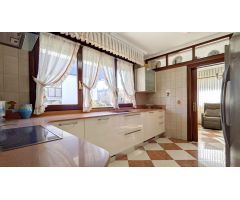 Chalet en Venta en Visantoña, Cantabria