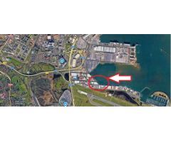 Nave en venta en el Polígono de Raos-Santander de 450 m2 en planta baja y 100 en entreplanta