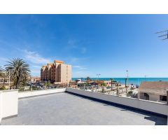 FANTASTICA VILLA MEDITERRANEA A 60 m DE LA PLAYA Y CON VISTAS AL MAR!!!