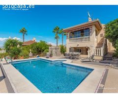 Villa en Venta en Benijófar, Alicante