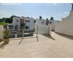Villas de Obra Nueva en Roda Golf