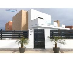 VILLAS PAREADAS DE OBRA NUEVA EN ROLDAN