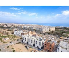CHALETS ADOSADOS DE OBRA NUEVA EN GUARDAMAR DEL SEGURA