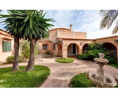 HERMOSA VILLA DE LUJO, ESTILO MEDITERRÁNEO EN LA ZONA DE LA SIESTA-SAN LUIS