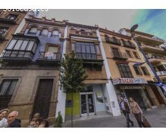 EDIFICIO EN VENTA EN PLENA CALLE SAN JACINTO.