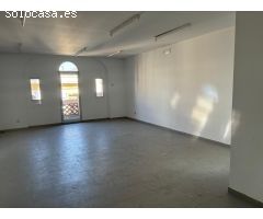 EDIFICIO EN VENTA EN PLENA CALLE SAN JACINTO.