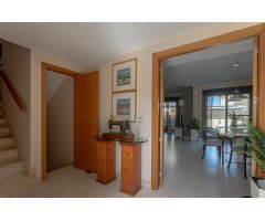 EN VENTA Vivienda unifamiliar pareada en San García, Jardines del Golf