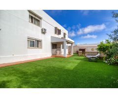 Chalet independiente en Alquería de Almanzor