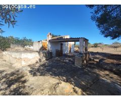 ¡Finca rústica excepcional en la zona de Racollet rodeada de naturaleza y tranquilidad!