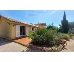 Amplia propiedad con 4 apartamentos y piscina en la zona de alto standing St Jordi-Tiene nºHUTTE