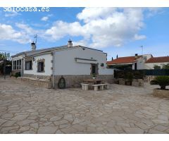 Preciosa vila española con piscina y jardín en Las Tres Calas