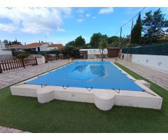 Preciosa vila española con piscina y jardín en Las Tres Calas