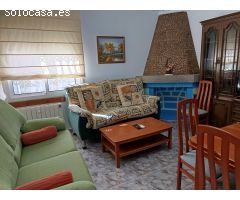 Bnita casa típica española, amplia, en planta baja con jardín y piscina, con HUTTE