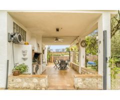 Chalet precioso reformado con piscina a 5 minutos de las playas