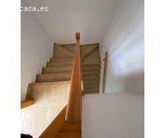 Auténtica casa de pescadores con 2 apartamentos y un local en el centro de LAmetlla
