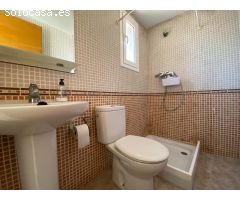 Auténtica casa de pescadores con 2 apartamentos y un local en el centro de LAmetlla