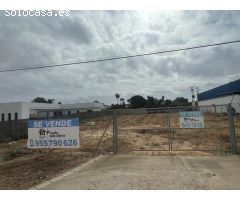 ¡Descubre el Terreno Perfecto para Tu Futuro Hogar en la Exclusiva Urbanización Nueva Jarilla!