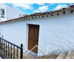 TÍPICA CASA RURAL EN UN PARAISO NATURAL