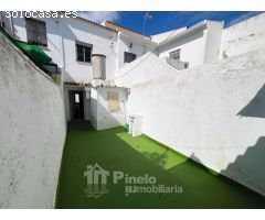 ACOGEDORA CASA EN EL CASCO HISTÓRICO DE CASTILBLANCO DE LOS ARROYOS