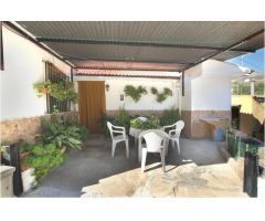 VIVIENDA EN CANILLA DE ACEITUNO, BARRIADA DE RIO BERMEZA