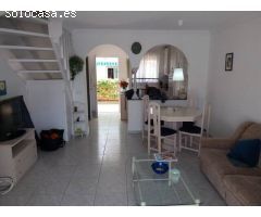 Amplio y practico con 3 dormitorios 2 baños en el Pueblo ANdaluz