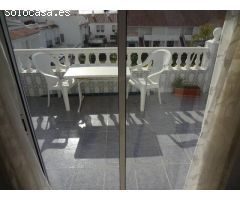 Amplio y practico con 3 dormitorios 2 baños en el Pueblo ANdaluz