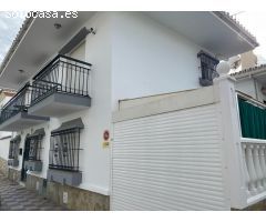4 dormitorios 2 baños y garage Cerrado